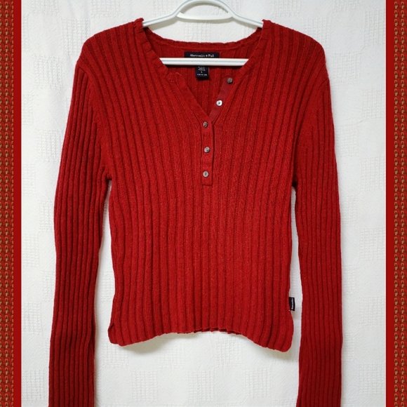 A&F Red Sweater - Picture 1 of 2